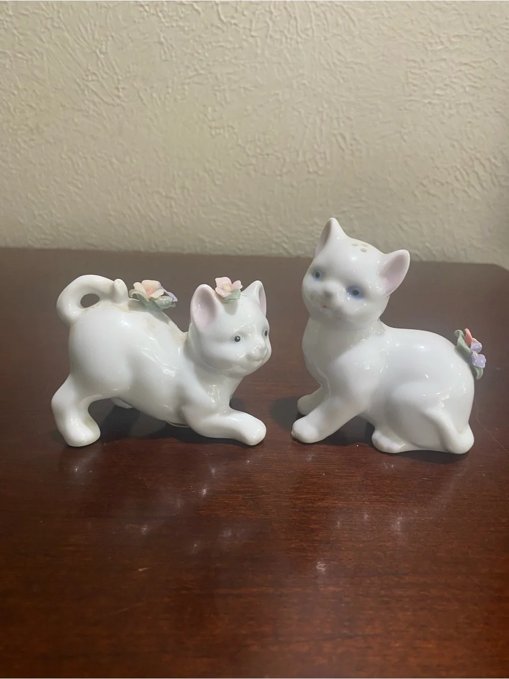 Vintage, Lenox, Butterfly Meadows, Porcelain Cat Salt and Pepper Shakers